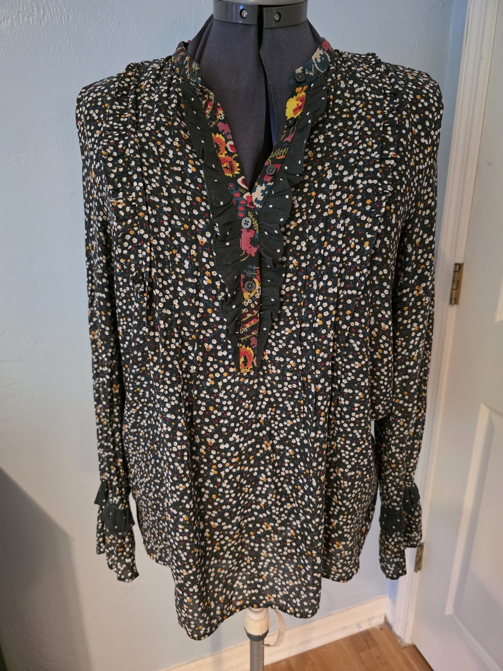 LOFT Black Floral Ruffle-Trim V-Neck Blouse